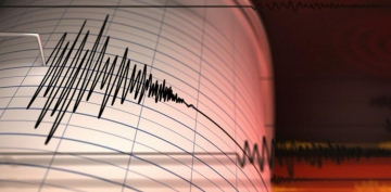 İstanbul sallandı: Marmara'da 4.2'lik deprem