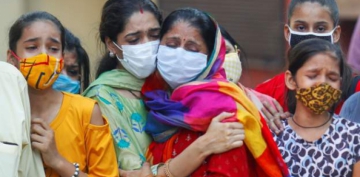Hindistan'da Covid-19'dan ölenlerin sayısı 100 bine yaklaşıyor