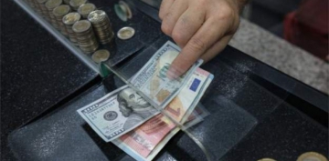 Dolar ve euro, TL karşısında yeniden rekor kırdı
