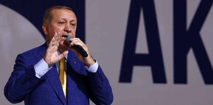 Erdoğan: Başörtüsü için anayasa değişikliği yapalım