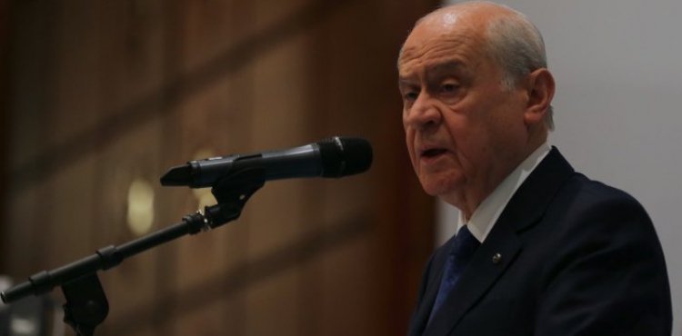 Bahçeli'den Akıncı'ya istifa çağrısı