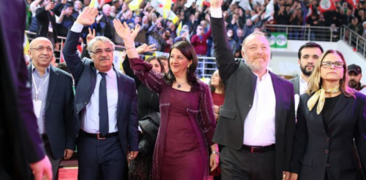 HDP'de Pervin Buldan ve Mithat Sancar eş başkan seçildi