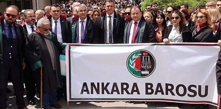 Hilafet çağrısına suç duyurusu!