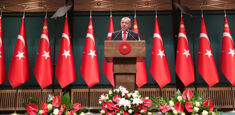 Erdoğan'dan 16 üniversiteye rektör ataması