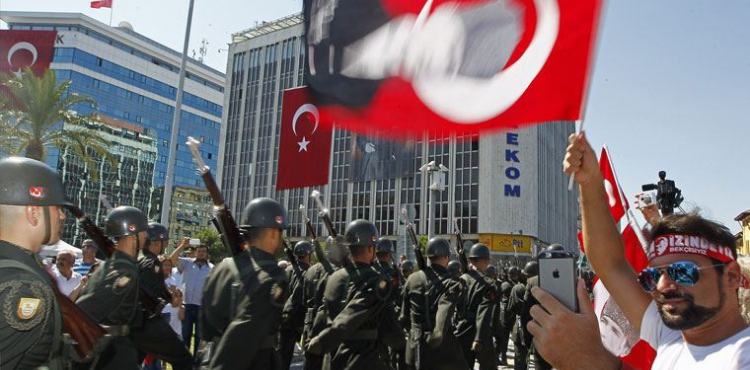 Zafer Bayramı etkinlikleri yasaklandı