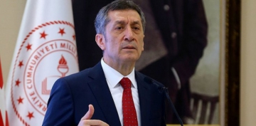 Bakan Selçuk: Okulları 21 Eylül'de açma çabasındayız