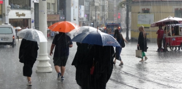 İstanbul'da yağmur sürprizi