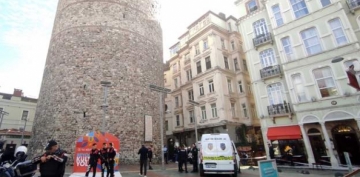 Galata Kulesi'nden atlayan yabancı uyruklu kişi hayatını kaybetti