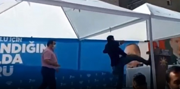 AKP kongresinde adaylık krizi