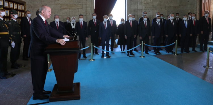 Erdoğan: Türkiye Doğu Akdeniz'de şantaj diline boyun eğmeyecek