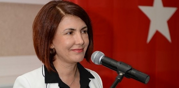 Dr. Handan Toprak Benli: Atatürk’e sağlı – sollu saldırıyorlar!