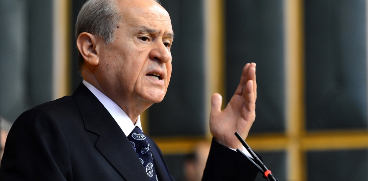 Bahçeli'den 'Saraydaki CHP'li' tepkisi