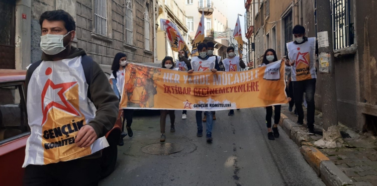 Taksim'e yürüyen göstericiler gözaltına alındı