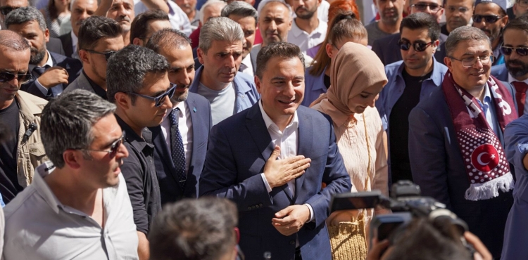 Ali Babacan: Kürt meselesini de Alevi meselesini de çözmenin tam zamanı